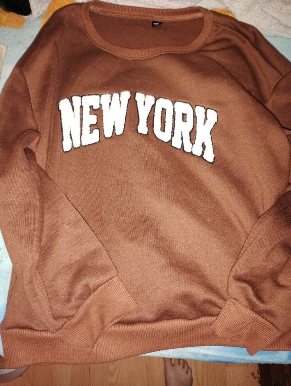 SHEIN Brown Crewneck Sweatshirt with white New York Lettering